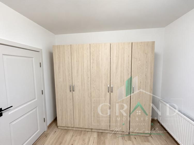 Apartament cu 3 camere semidecomandat, mobilat în Iris
