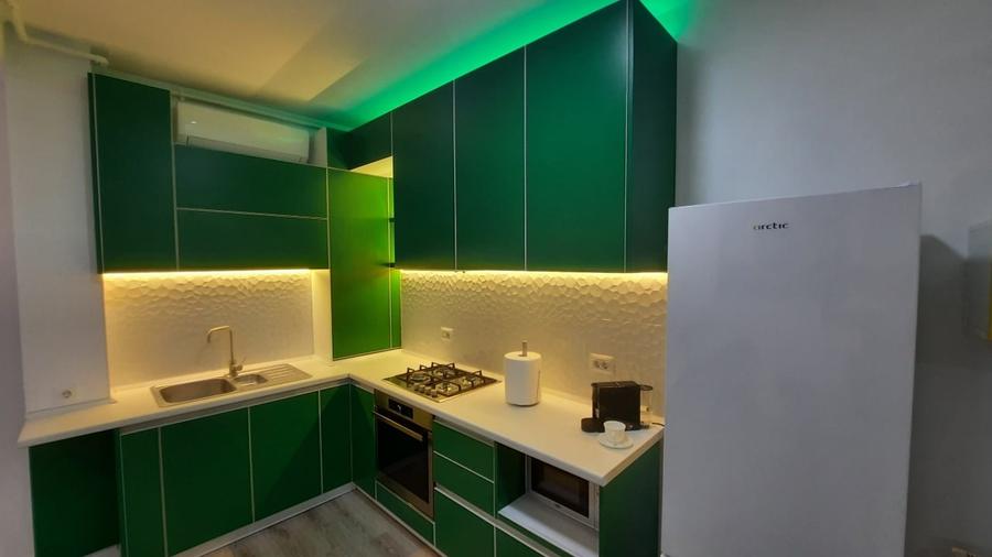 Apartament cu 2 camere, mobilat în Tomis Nord