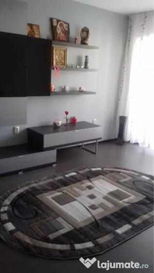 Inchiriez apartament - 2