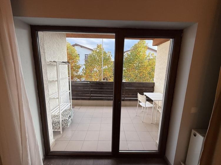 Apartament cu 2 camere decomandat în Sânpetru