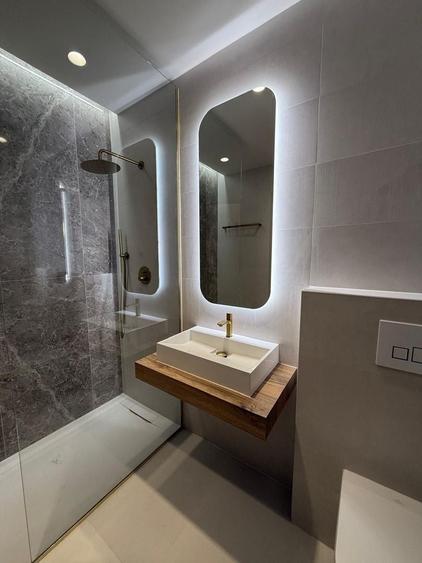 Apartament cu 4 camere în Iancu Nicolae