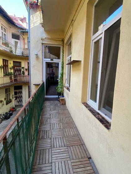 Apartament cu 2 Camere de 60mp in zona centrala Oradea - 1