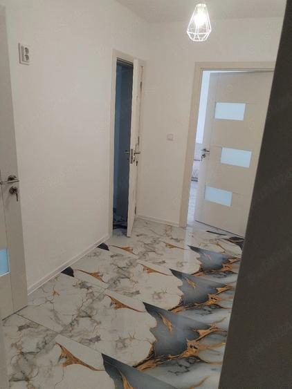 Apartament cu 2 camere semidecomandat în Trivale