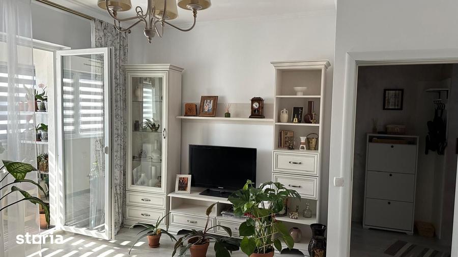 Apartament cu 3 camere decomandat în Chiajna