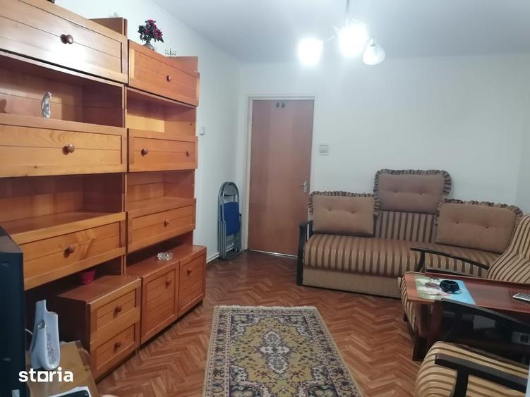 Apartament cu 2 camere decomandat în Militari