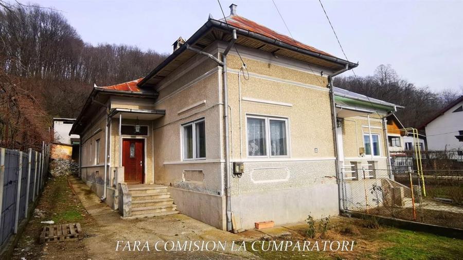 Duplex cu 3 camere cu Canalizare în Vest
