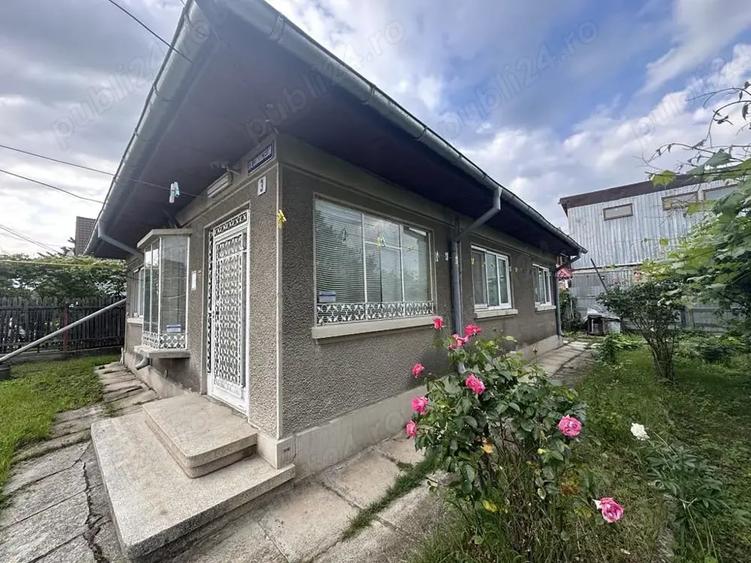 Casă cu 3 camere în Câmpina