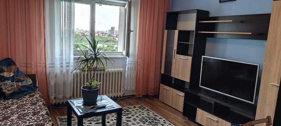 Apartament cu 2 camere decomandat în Est