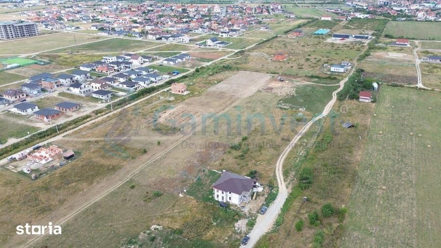 Teren de 800 mp, în Sânmartin