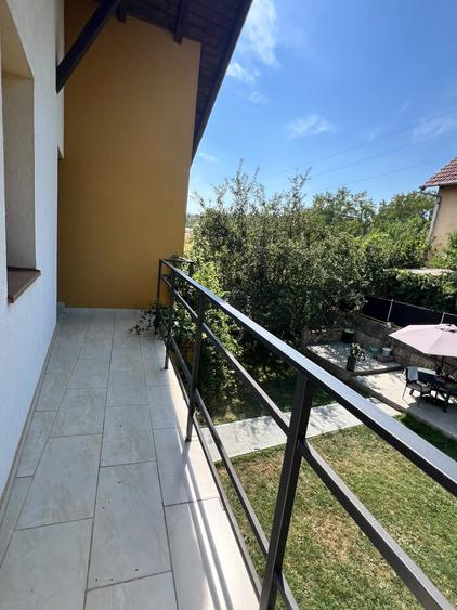 Casă individuală cu 4 camere cu Canalizare în Borhanci