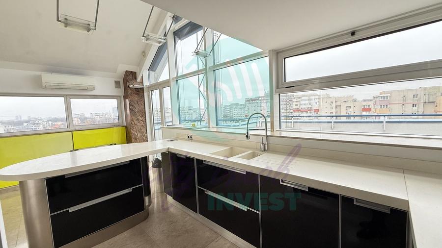 Penthouse cu 2 camere semidecomandat, mobilat în Aviatorilor