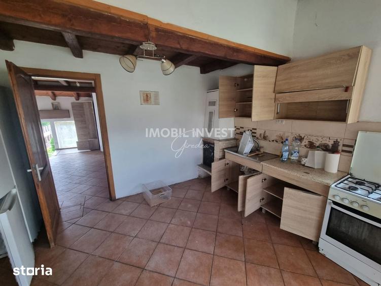 Apartament la casa cu curte proprie | 238 mp utili | 5 camere | Garaj - 2