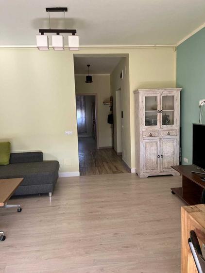 Apartament cu 2 camere decomandat în Florești
