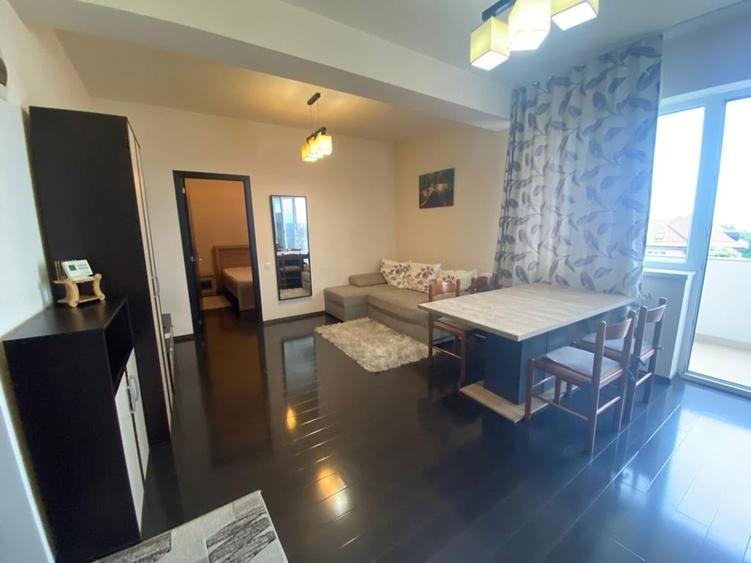 Apartament cu 2 camere semidecomandat în Bună Ziua