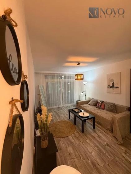 Apartament cu 2 camere decomandat, mobilat în Victoriei