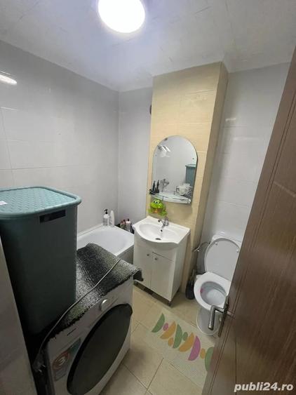 Apartament cu 3 camere nedecomandat în Central