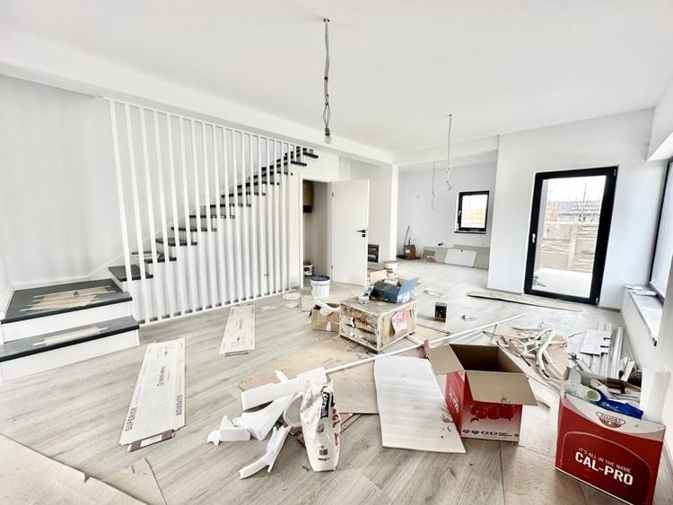 Duplex cu 3 camere cu Canalizare în Moșnița Nouă