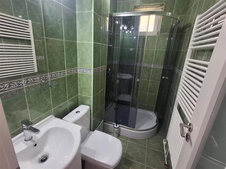 Apartament cu 2 camere nedecomandat în Cedonia