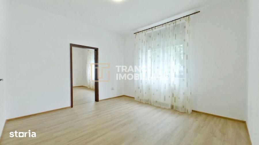 Casă cu 2 camere semidecomandat cu Teren 400 Mp în Pârneava
