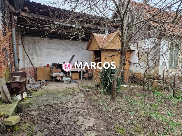 Casă individuală cu 3 camere cu Teren 1000 Mp în Goruia