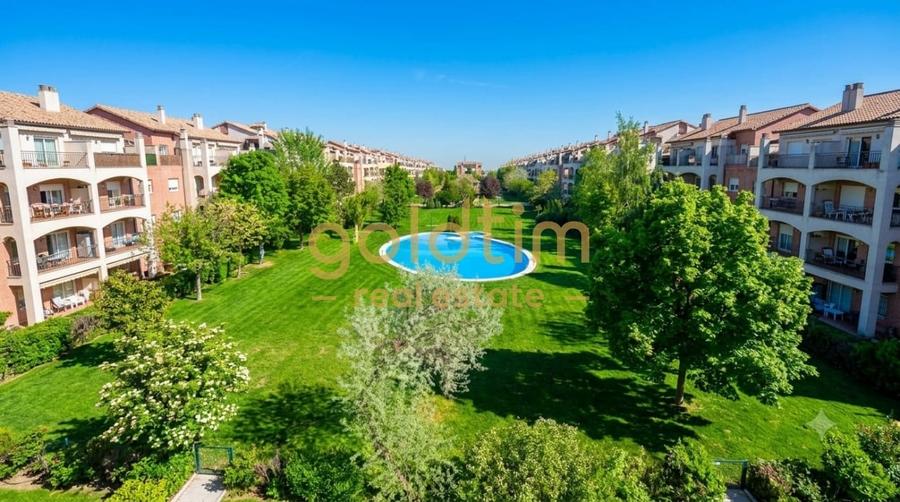 Apartament cu 4 camere decomandat, mobilat în Pipera