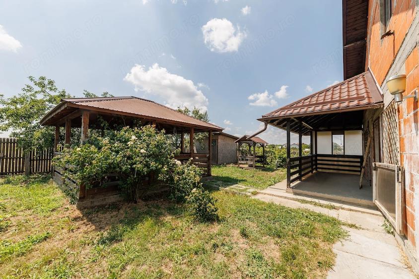 Casă cu 3 camere cu Teren 705 Mp în Craiovei