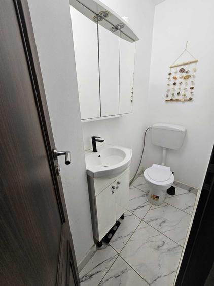 Apartament cu 3 camere decomandat în Brâncoveanu