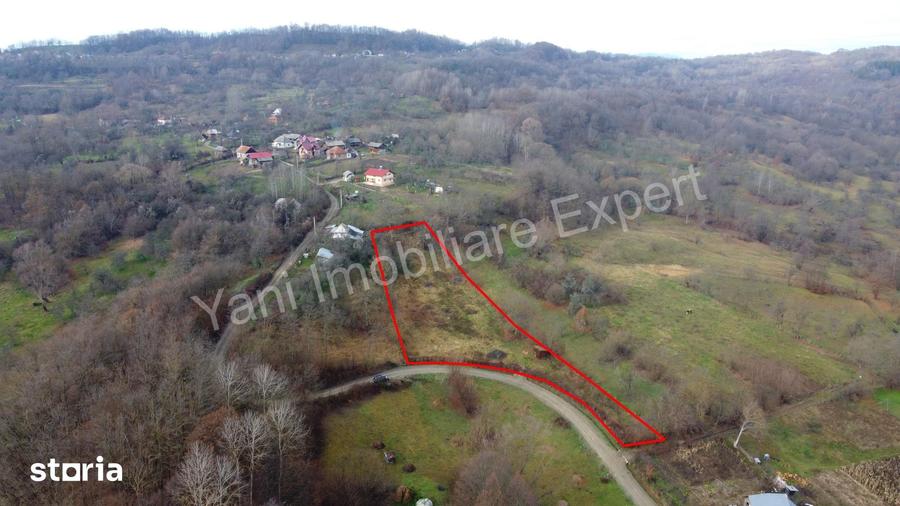 Teren de 3357 mp, în Valea Iașului