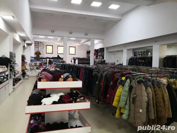 Spațiu comercial, de 1,200 mp, în Central