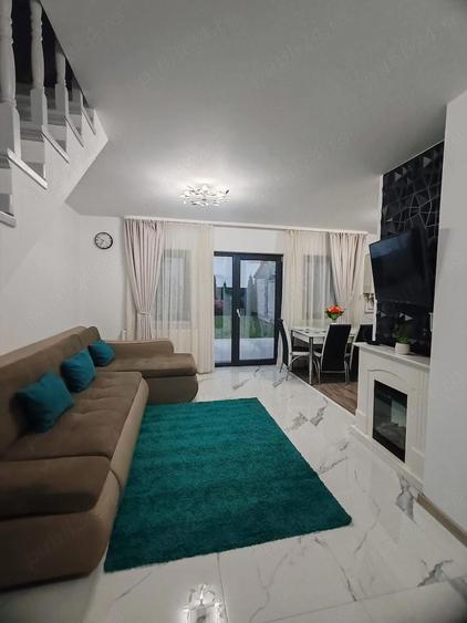 Casă cu 2 camere cu Teren 2 Mp în Tișăuți