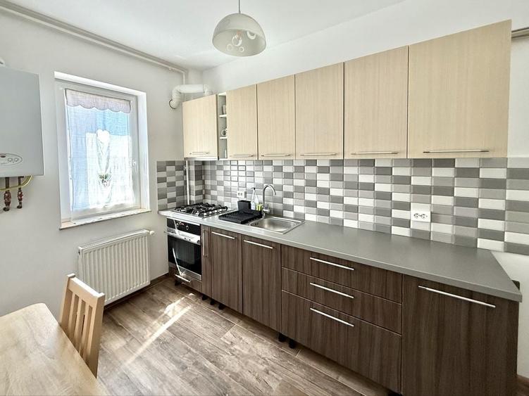 Apartament cu 2 camere semidecomandat în Bună Ziua