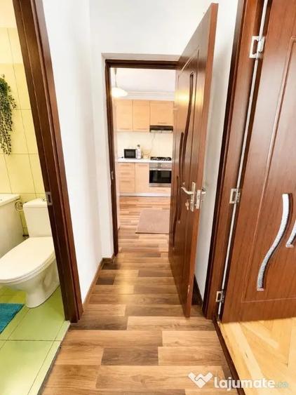 Apartament cu 3 camere decomandat în Griviței