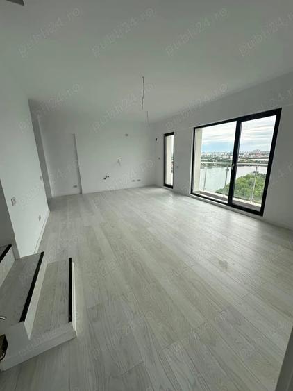 Apartament cu 5 camere semidecomandat în Fundeni