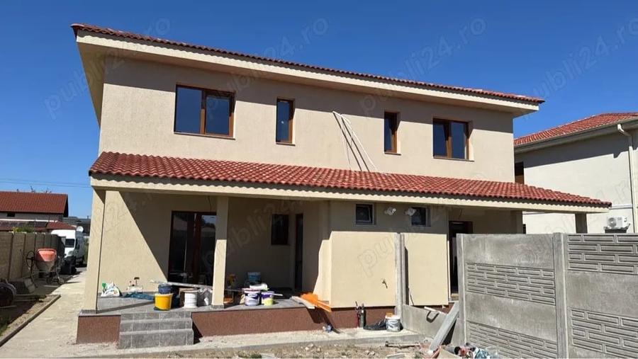 Casă în Ghiroda