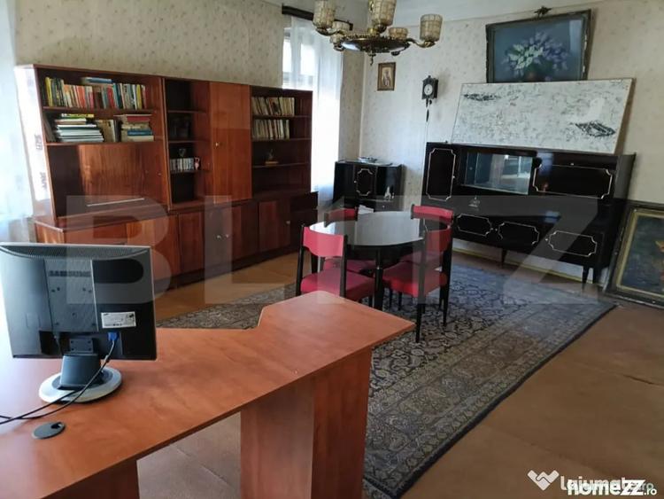 Casă cu 11 camere cu Teren 720 Mp în Ultracentral