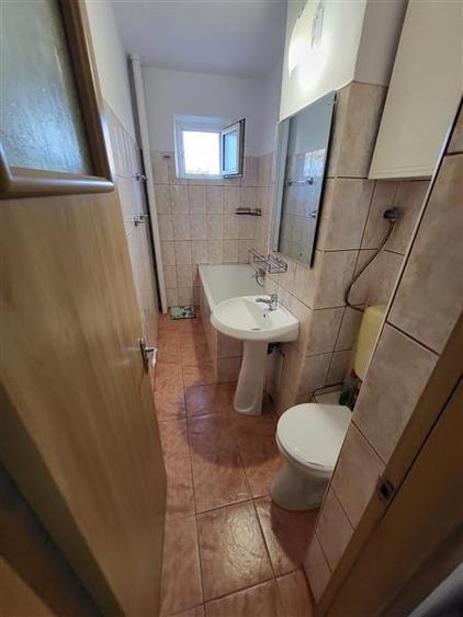 Apartament cu 2 camere nedecomandat, mobilat în Complex Studențesc