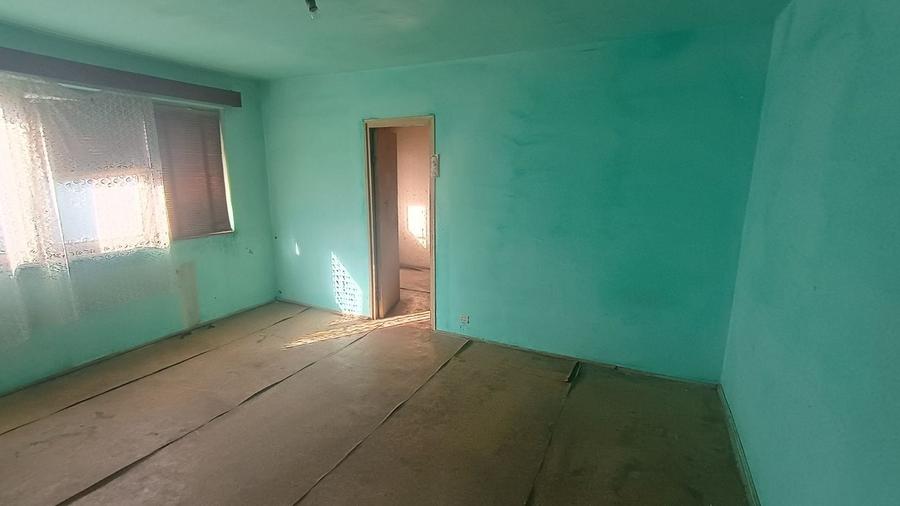 Apartament cu 2 camere semidecomandat în Micro 11