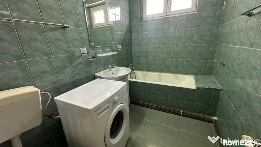 Apartament cu 3 camere decomandat în Ferdinand