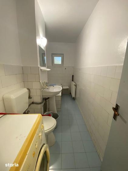 Garsonieră decomandată, mobilată în Bistrița Lac