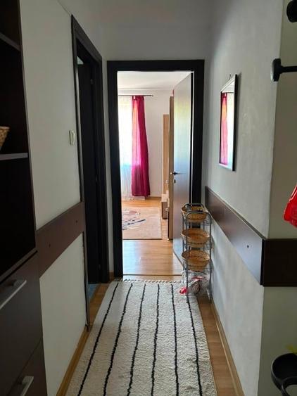 Garsonieră decomandată, mobilată în Gruia