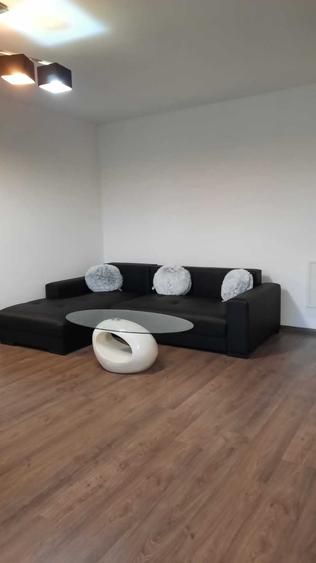 Apartament cu 3 camere în Nufărul