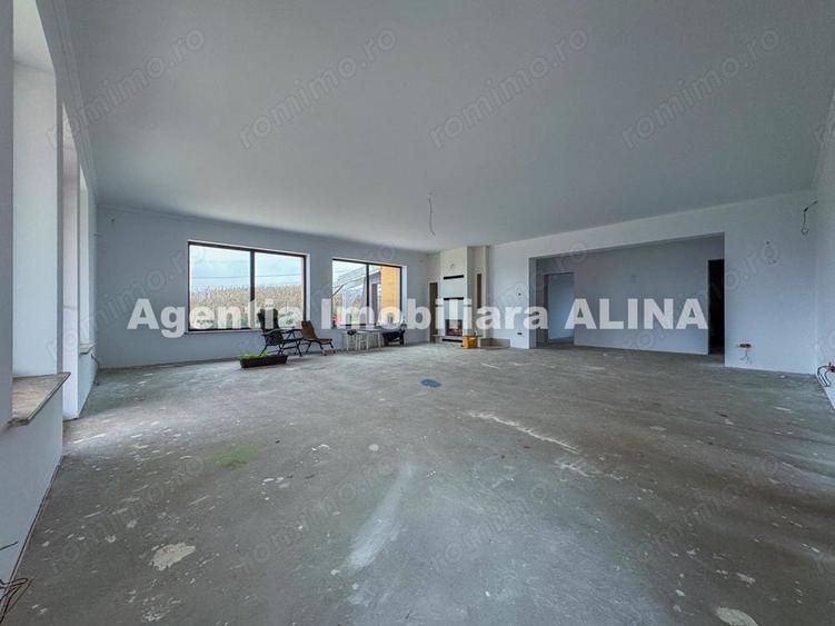 Casă cu 4 camere cu Teren 1586 Mp în Central