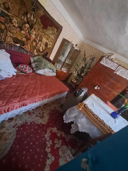 Casă cu 3 camere în Central