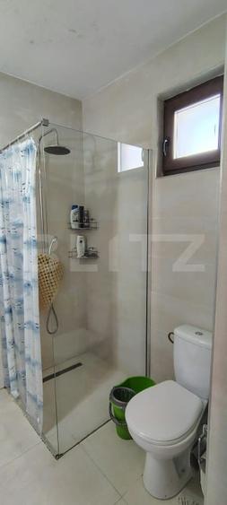 Casă individuală cu 4 camere cu Canalizare în Dâmbul Rotund