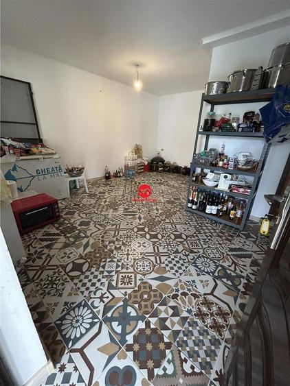 Casă cu 4 camere cu Teren 555 Mp în Eforie