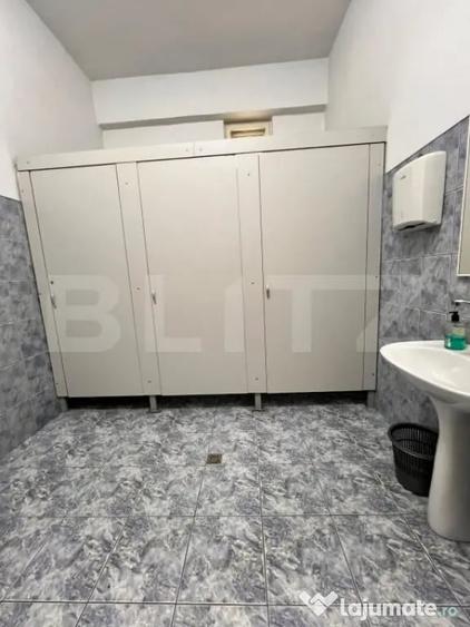 Spațiu comercial, de 231 mp, în Central