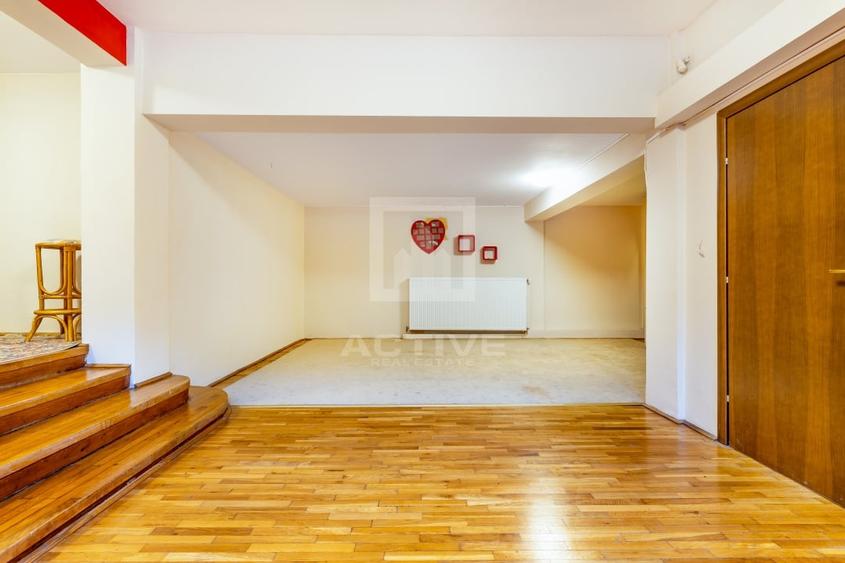 Casă individuală cu 5 camere cu Canalizare în Grigorescu