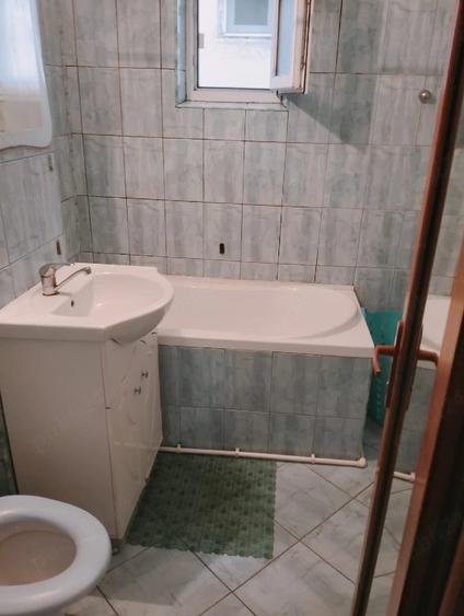 Apartament cu 3 camere decomandat în Țiglina 3