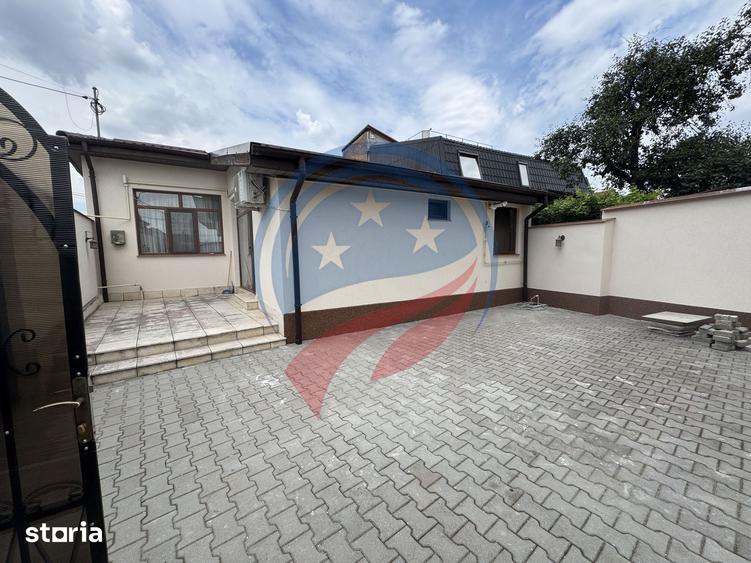 Casă cu 4 camere cu Teren 177 Mp în Calea București