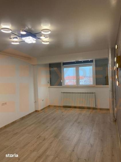 Apartament cu 2 camere decomandat în Casa de Cultură